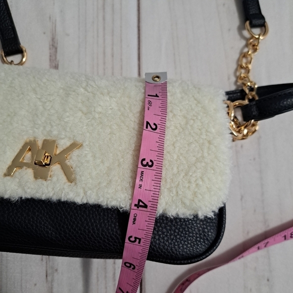 Anne Klein Faux Sherpa Faux Leather Convertible Crossbody Handbag Purse - Picture 14 of 15